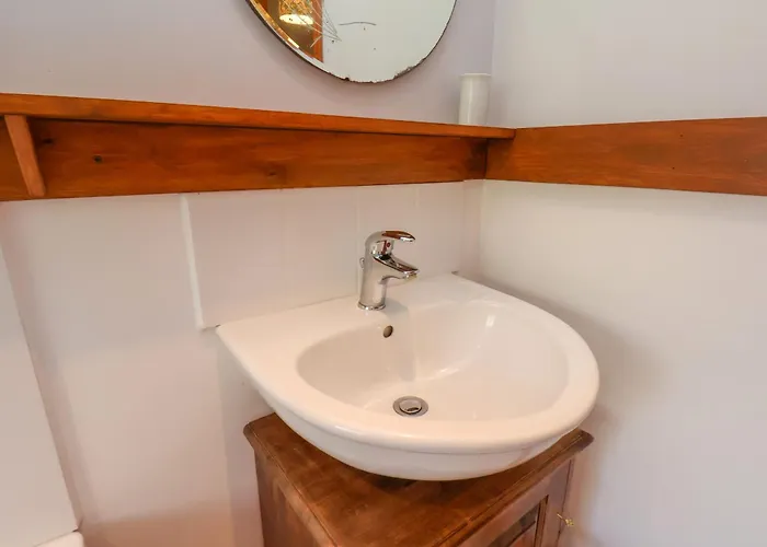 בית נופש Wayside וויטבי